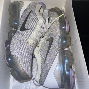 Nike Women Air Vapormax Flyknit 3 (true white/barely volt)